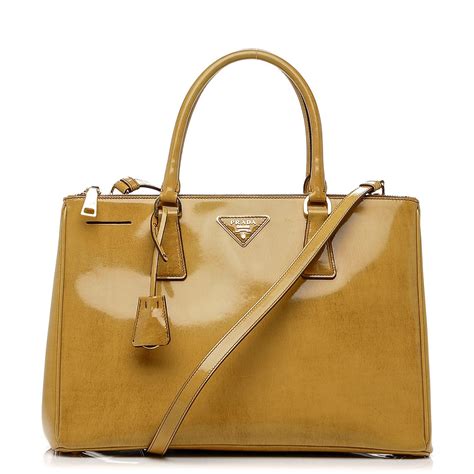 prada spazzolato double zip tote bag|Prada Spazzolato Double.